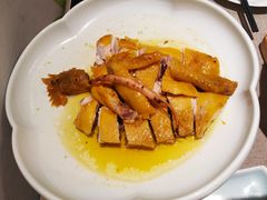 电饭煲焗人参鸡-尚一汤·粤菜海鲜(环球港店)