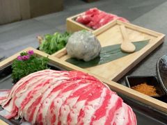 -湊湊火锅·茶憩(打浦桥日月光店)
