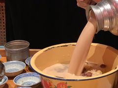 创世纪冰粉-哥老官重庆美蛙鱼头(龙湖杭州金沙天街店)