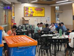 -玉林宁大姐第一家脆皮肉馆(江滨路店)