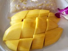 -Dang restaurant (patong phuket)