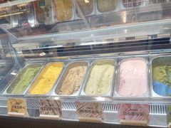 -极拉图·现制冰淇淋(大卫城店)