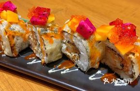 Flower Crab Sushi Roll