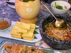 -浩海火燒雲傣家菜(芮欧百货店)