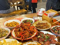 -冶建镜子·中国龙虾王(总店)