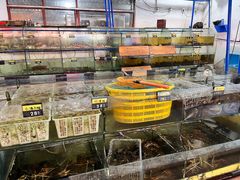 -岛中岛·海鲜大排档·万宁老字号(东澳店)