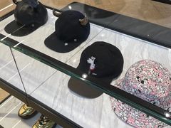 -GIVENCHY(佛罗伦萨小镇奥莱店)