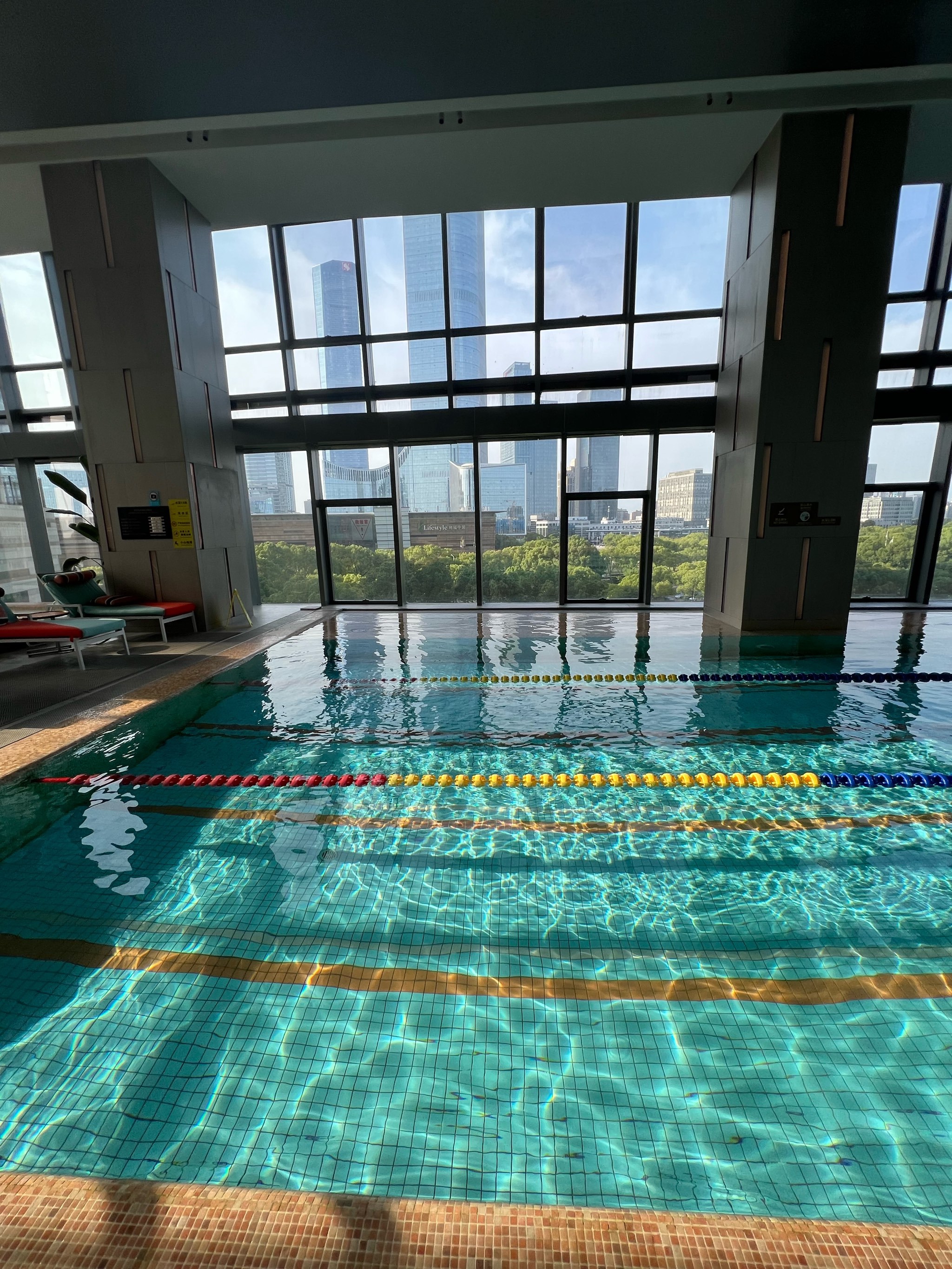 仿佛达成了小时候的梦想