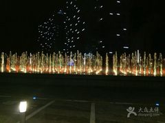 -东港音乐喷泉广场