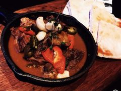 墨西哥风味烩牛肉配Pita-bluefrog蓝蛙(皇庭广场店)