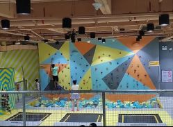 -反弹蹦床公园·运动乐园·团建·亲子派对(深圳观澜湖店)