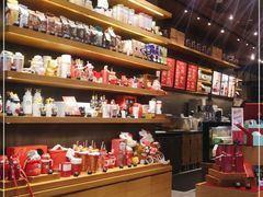 零售区-星巴克臻选(深圳罗湖万象城店)