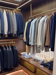 -优刻西服西装定制(金轮国际广场店)