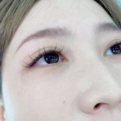-花系美·美甲美睫精品店