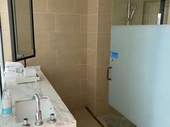 -成都港伦凯艺酒店(东郊记忆理工大学店)