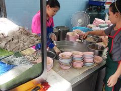 -榮泰米粉湯(Left Shop)