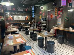 -肥汁米蘭香港米线(定西路店)