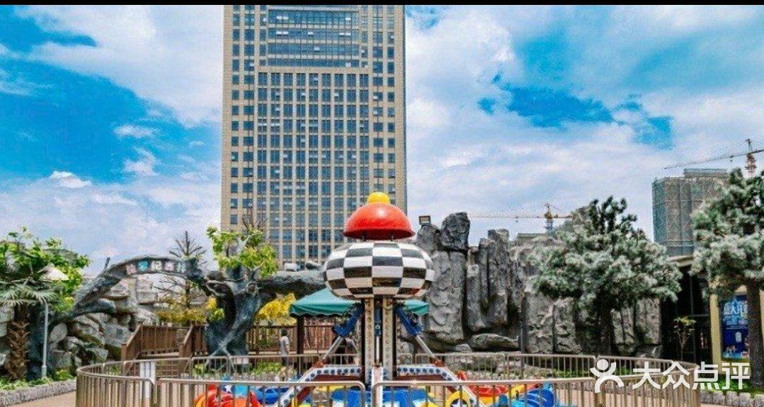 夏天被恐龙主题乐园征服了，孩子吵着要去玩