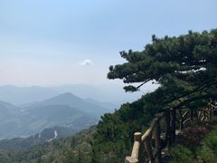 -罗田薄刀峰风景区
