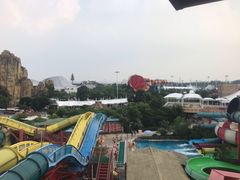 -热带风暴水上乐园