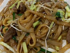 干炒牛河-南记食粥坊·宵夜大排档(莲花总店)