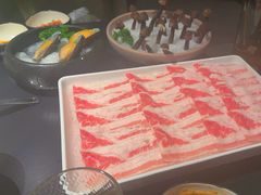 -鲜入唯煮·港式海鲜牛肉火锅(金宝街店)