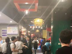 等位区-金陵一哥龙虾馆(三牌楼总店)