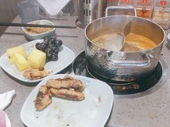 -金滏山烤肉·海鲜·火锅自助餐厅(襄阳万达店)