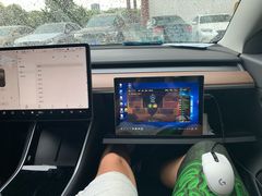 -TESLA 特斯拉(上海太古汇体验店)