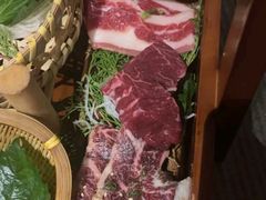 -山川小町·极番烧肉(新地假日广场店)