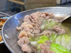 翘脚牛肉中锅-肖四女乐山跷脚牛肉(南汇大学城生活广场店)