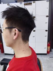 -藤野造型烫发染发