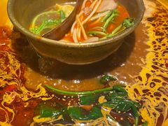 -哥老官重庆美蛙鱼头(龙湖杭州金沙天街店)