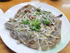 -鱼市酒店(威海水产批发市场店)