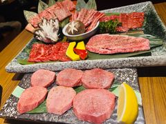 -炼火烤肉店