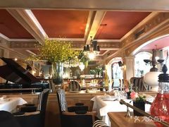 -火车头法国西餐厅