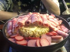 -炙韩料理·部队锅专门店