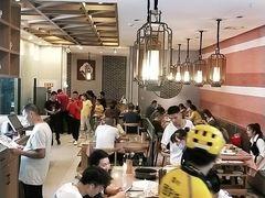 大堂-诗爷牛尾汤(大坪英利店)