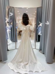 -Color卡诺婚纱礼服馆(南京严选店)