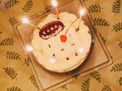 -红宝石·鲜奶小方·海派西点房(肇嘉浜店)