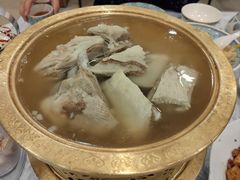 -汗腾格里·风味餐厅(新疆驻京办店)