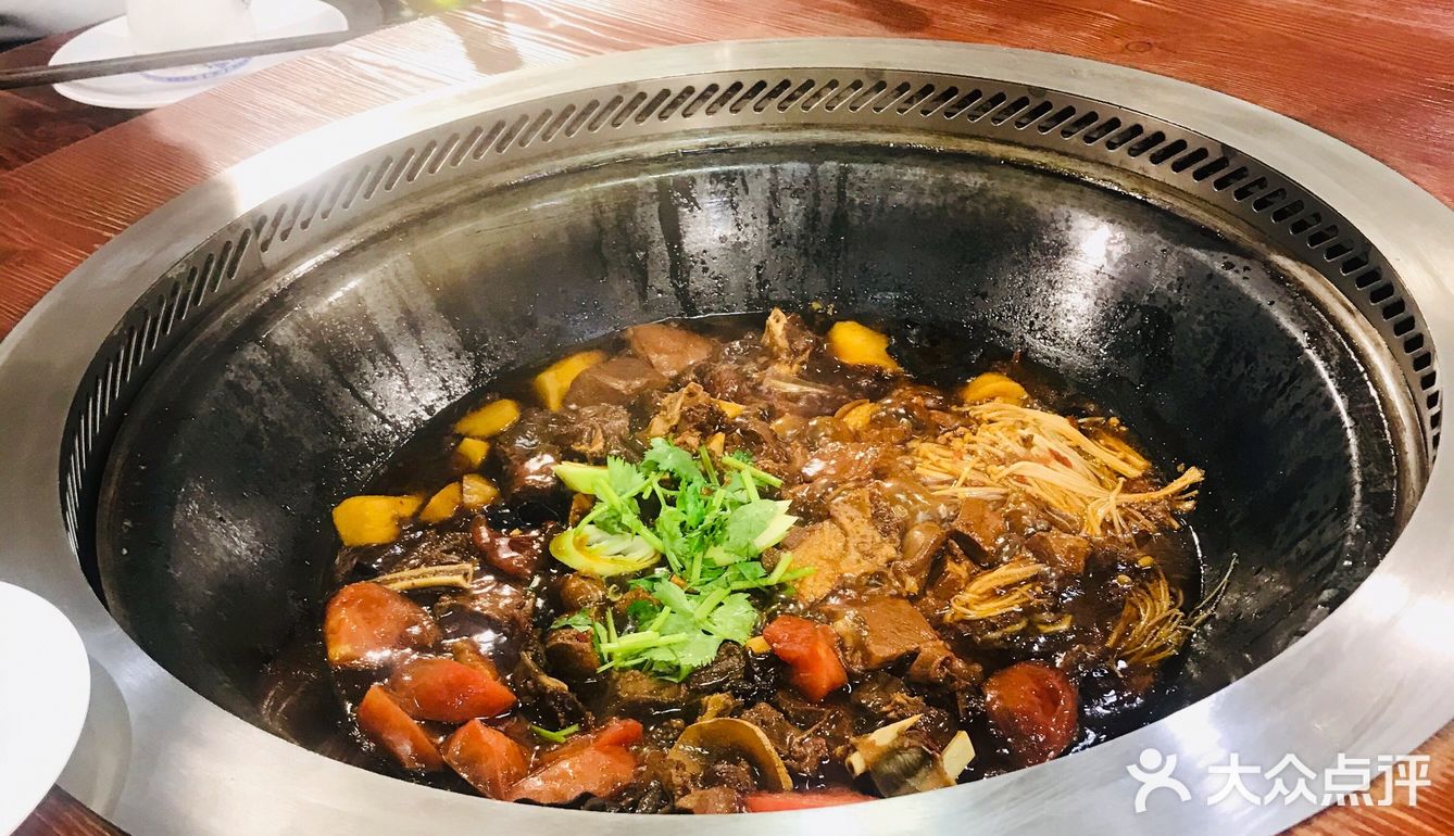 来怀柔不去山里也能吃铁锅炖[礼花]