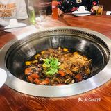 来怀柔不去山里也能吃铁锅炖[礼花]