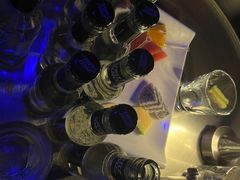 -欧米亚派对酒吧(绵阳店)