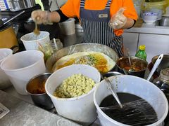 卷凉皮-安徽阜阳卷馍(西单店)