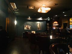 -格兰酒吧Glen Bar