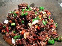 -爱碗亭·鲜炒湖南菜(壹城中心店)
