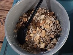 -八月美食小馆(银泰城总店)