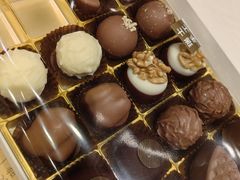 -Laderach 莱德拉(上海环贸iapm店)