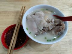 -雷祖芳老妈蹄花店